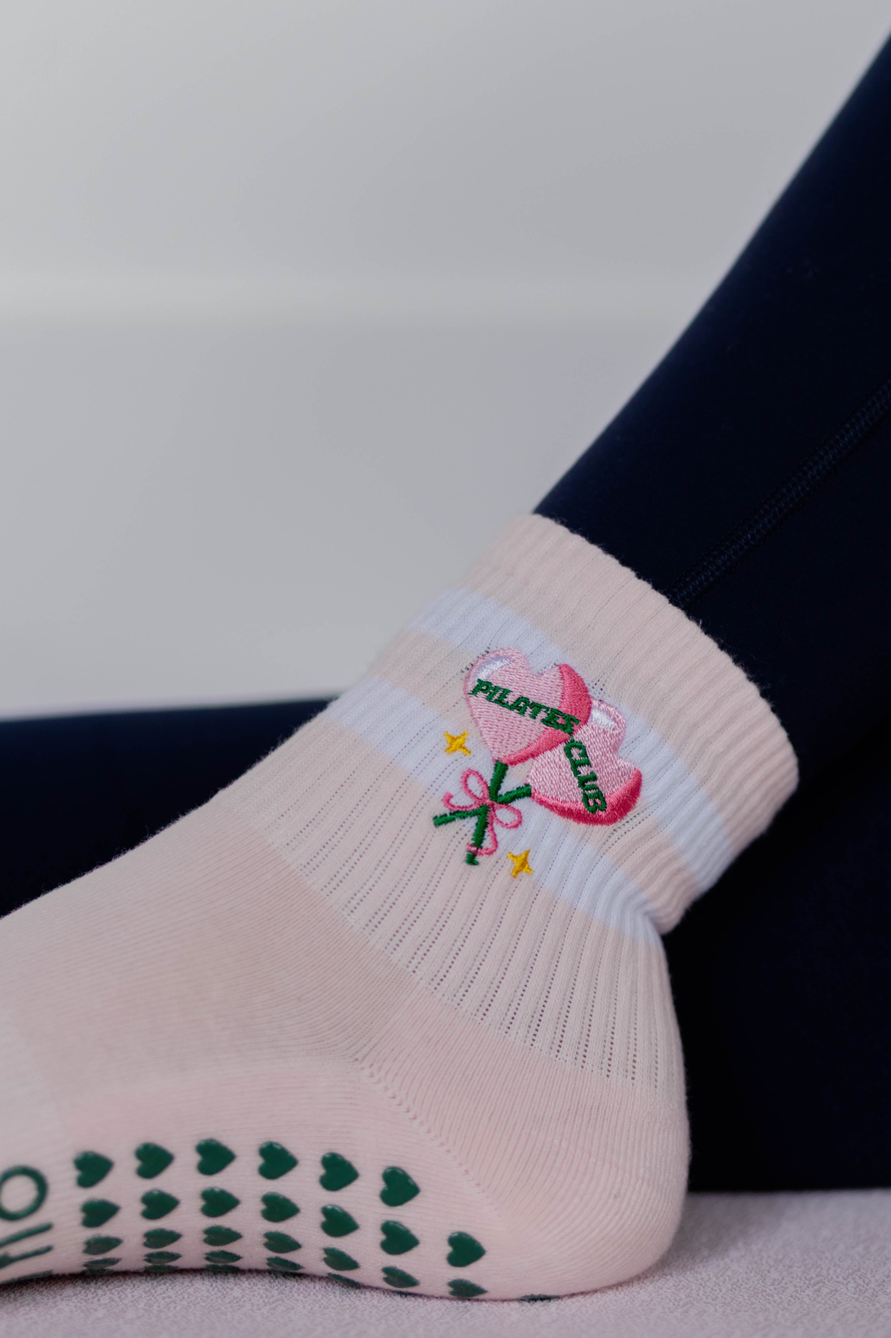 LOLLY DREAMS GRIP SOCKS