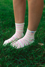 STRAWBERRY SHORTCAKE GRIP SOCKS