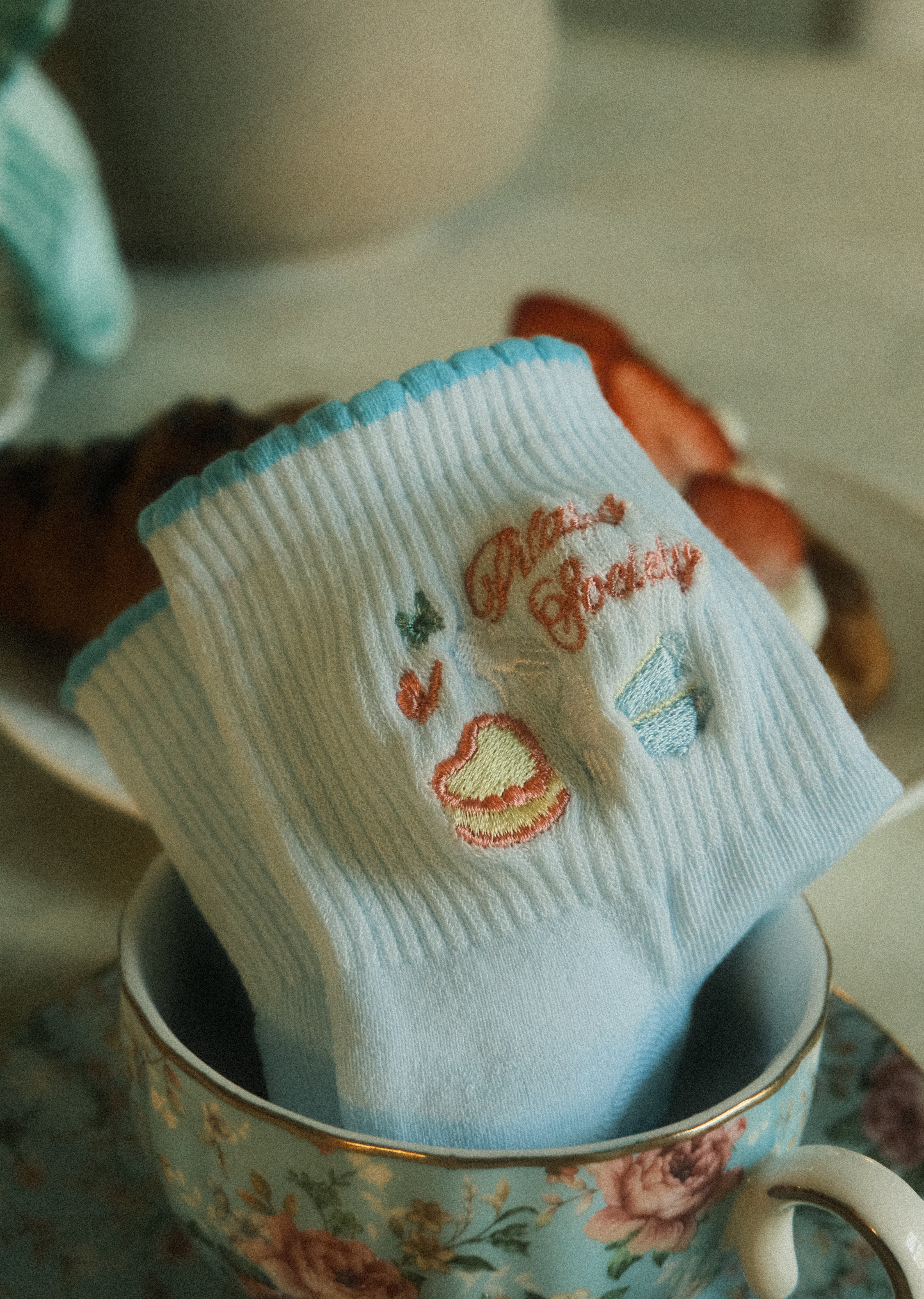 BLUE BELLE GRIP SOCKS