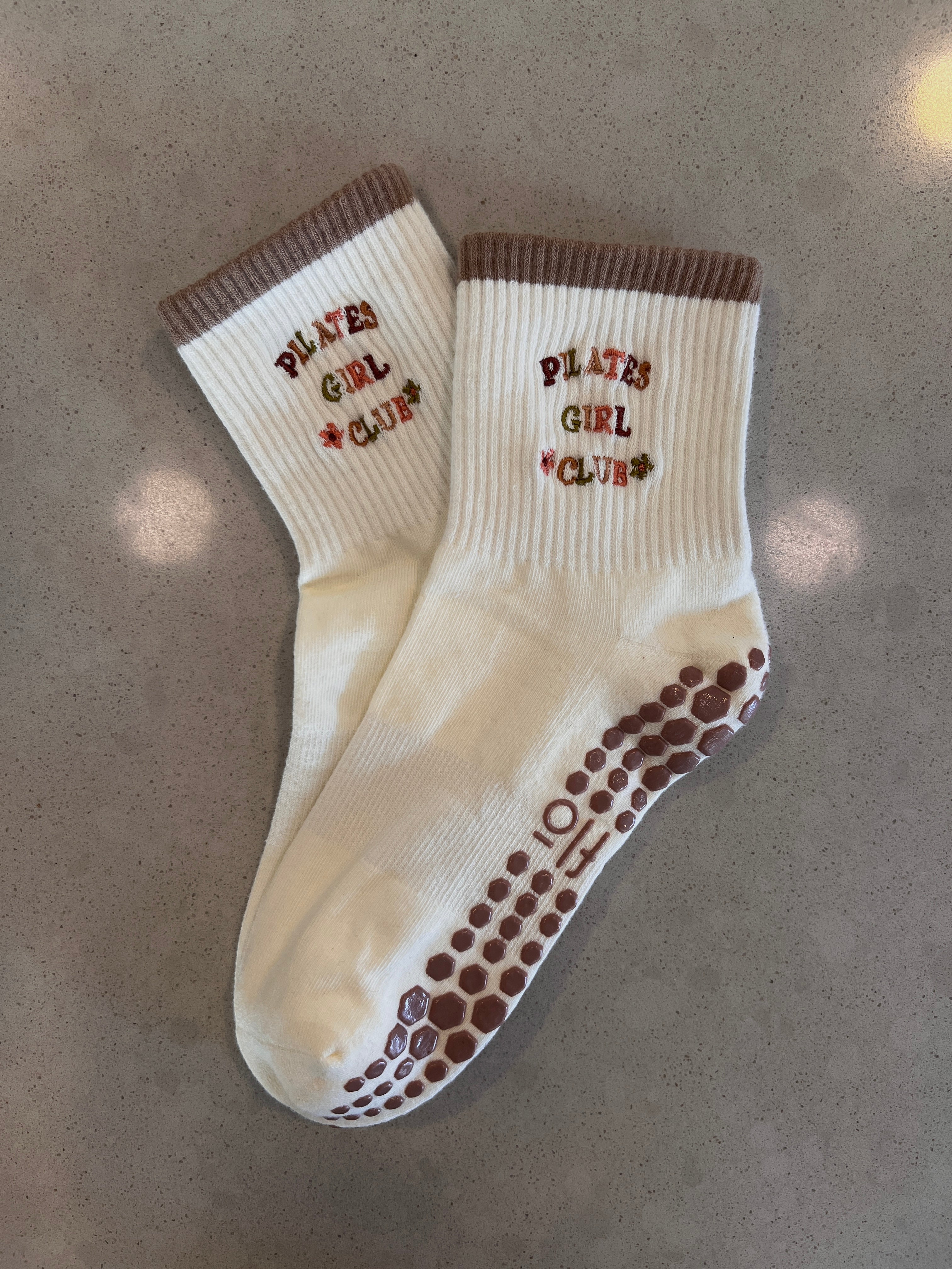 PILATES GIRL CLUB GRIP SOCKS