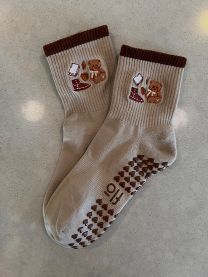 ESPRESSO TEDDY GRIP SOCKS